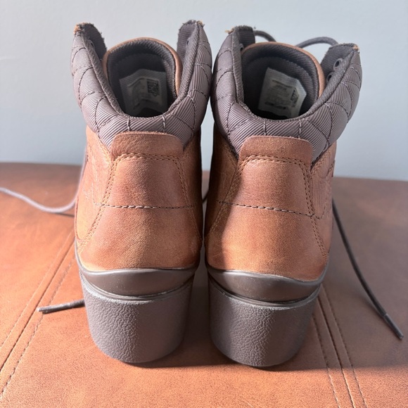 Merrell Chateau Mid Lace Waterproof Leather Boots | Size 10.5 - Picture 4 of 9